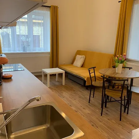 150 Apartamento Uhersky Ostroh